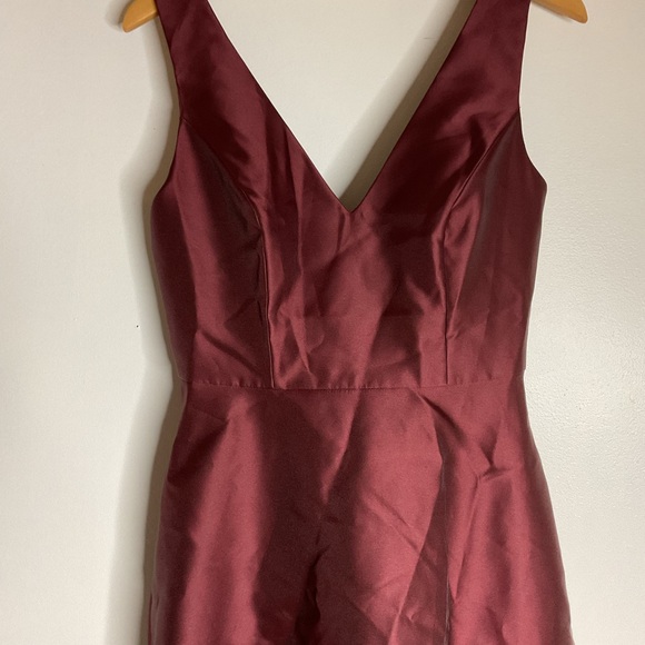 ALFRED SUNG Sleeveless A-Line Satin V-Neck Burgundy Maxi Dress With Pockets NWT - Picture 4 of 11